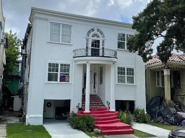 4233 Fontainebleau Dr #1, New Orleans, LA 70125