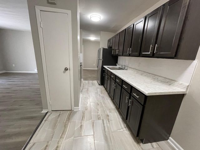 131 Scarborough Park Dr #9760834e8, Wilmington, DE 19804