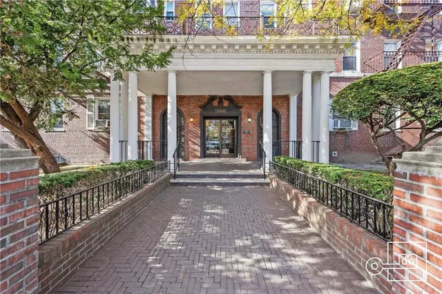 1500 Ocean Pkwy #1K, Brooklyn, NY 11230