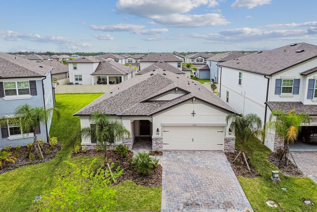 5527 Freesia Dr, Lakeland, FL 33811