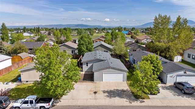157 W  Magnolia Dr, Belgrade, MT 59714