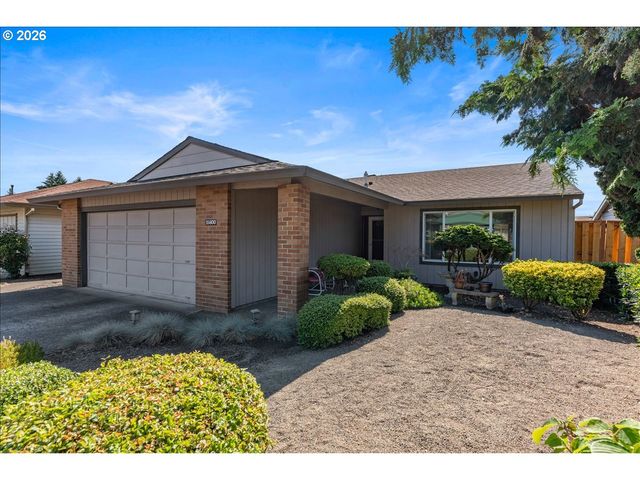 15800 SW Alderbrook Cir, Tigard, OR 97224