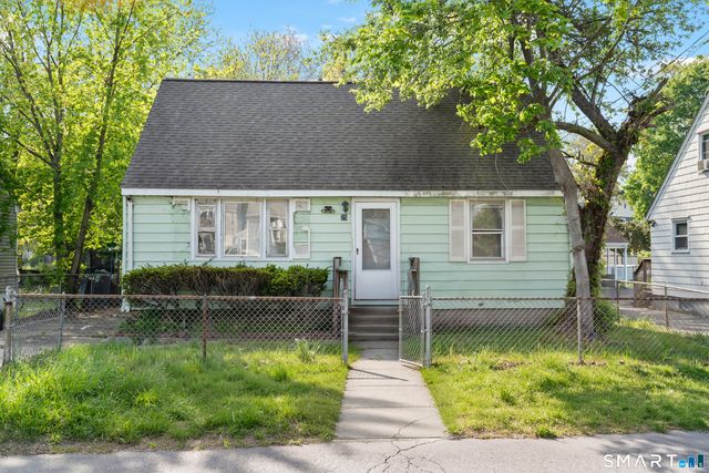 75 Brookside Ave, Bridgeport, CT 06606