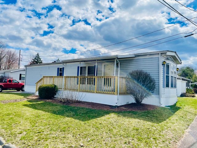 9 Colonial Park Rd, East Hartford, CT 06118