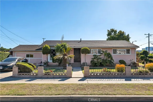 18600 S  New Hampshire Ave, Gardena, CA 90248
