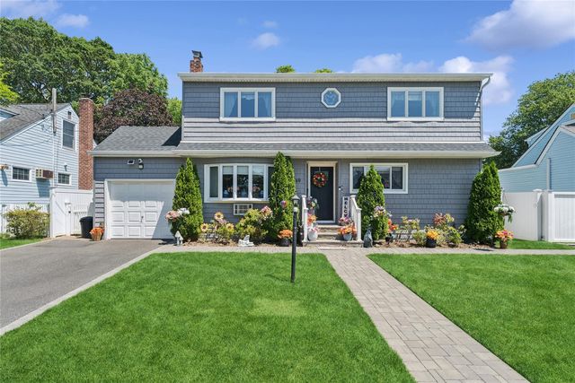 89 3rd Avenue, Massapequa Park, NY 11762 MLS# 883221 Trulia