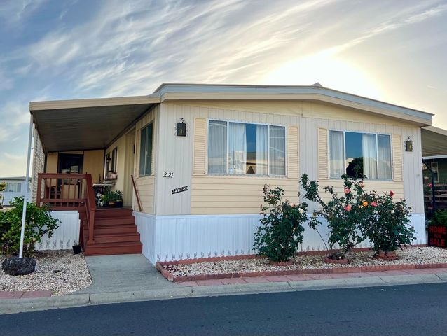 1150 W  Winton Ave #221, Hayward, CA 94545
