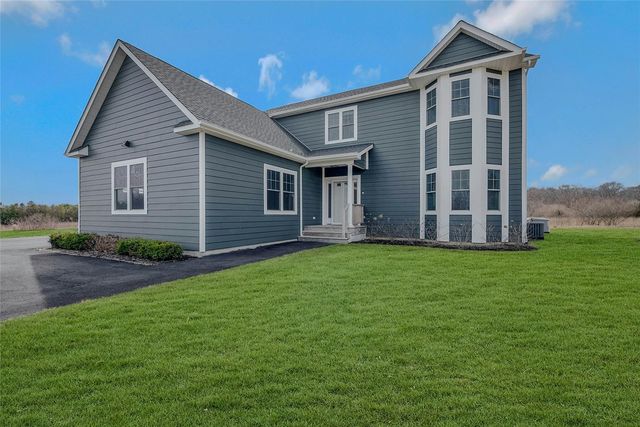 6805 Alvahs Lane, Cutchogue, NY 11935