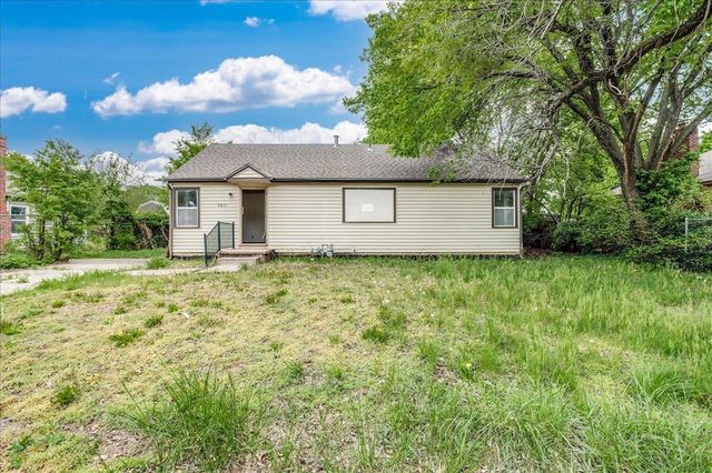 2611 N  Shadybrook Ln, Wichita, KS 67214