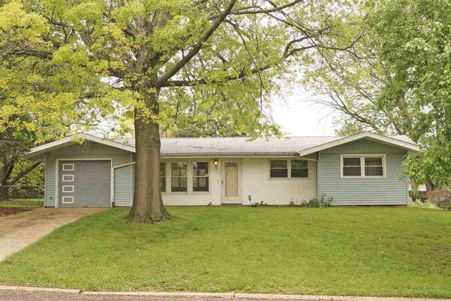 5626 N  Montello Dr, Peoria, IL 61614