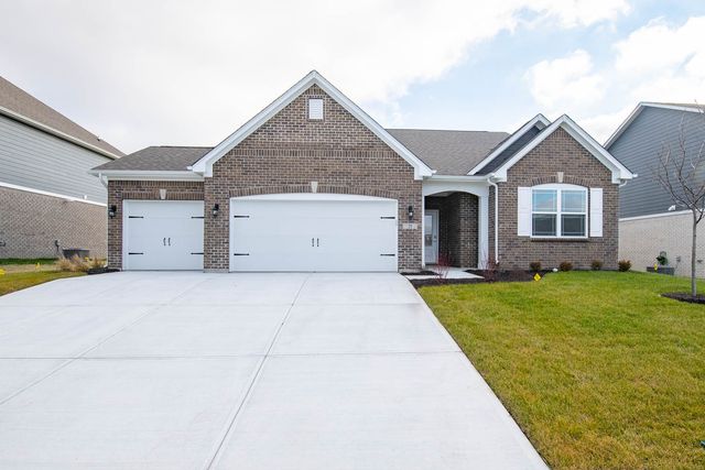 21 Highland Knoll Way, Bargersville, IN 46106