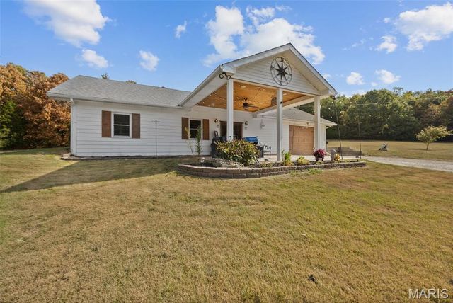 100 Angela Dr, Hillsboro, MO 63050
