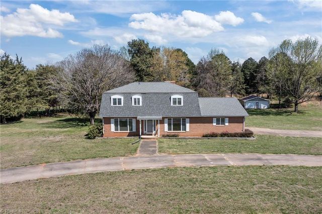 1463 Charlotte Hwy, Mooresville, NC 28115