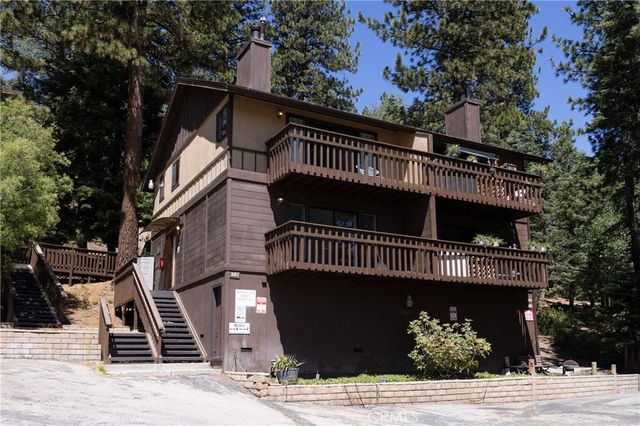 1264 Club View Dr, Big Bear Lake, CA 92315
