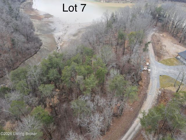 163 Barton Point Rd, Clarkson, KY 42726