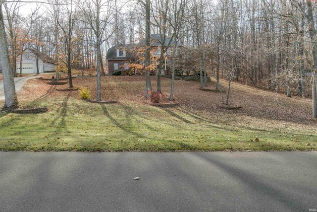 131 The Woods, Bedford, IN 47421