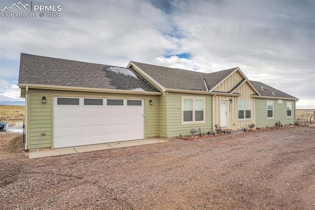 7443 Little Chief Ct, Fountain, CO 80817