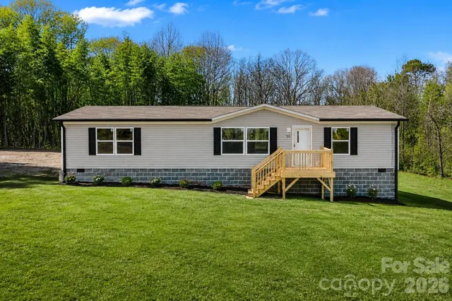 155 Little Egypt Ln, Taylorsville, NC 28681