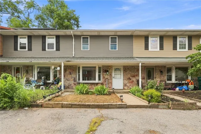 1907 Aster Rd, Macungie, PA 18062
