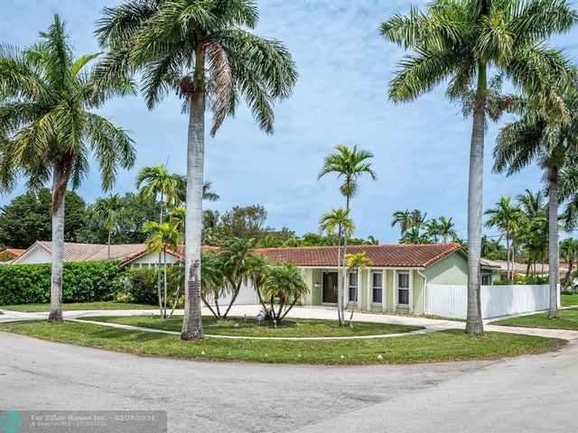 1251 Funston St, Hollywood, FL 33019