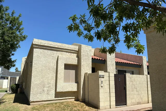 8022 N  32nd Dr #2, Phoenix, AZ 85051