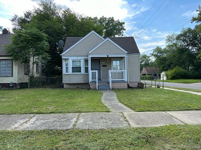 9277 Stout St, Detroit, MI 48228