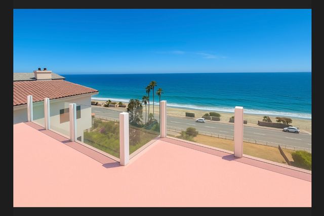 Address Not Disclosed, Malibu, CA 90265