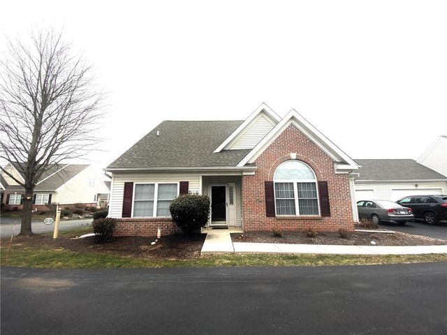4871 Derby Ln, Macungie, PA 18062
