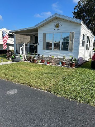 37400 Chancey Rd #49, Zephyrhills, FL 33541