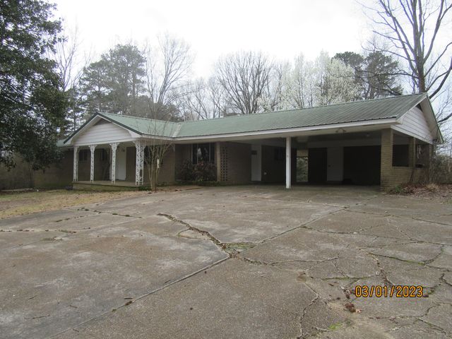207 Parkview Dr, Ripley, MS 38663