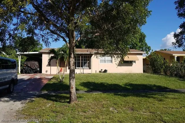 1331 NW 191st St, Miami Gardens, FL 33169