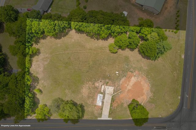 601 Lyman Rd, Inman, SC 29349