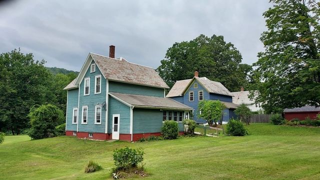 15 Griswoldville St, Colrain, MA 01340