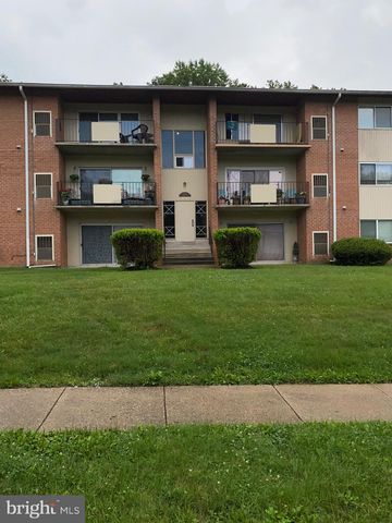 2311 Olson St   #202-A, Temple Hills, MD 20748
