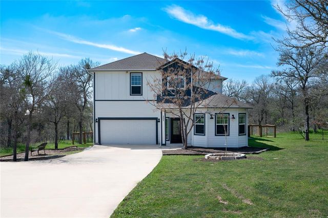 321 Forest Lake Dr, Del Valle, TX 78617