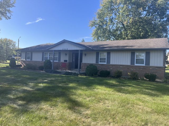 2009 Wells Dr, Sidney, OH 45365