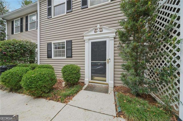 1750 Clairmont Rd #8, Decatur, GA 30033