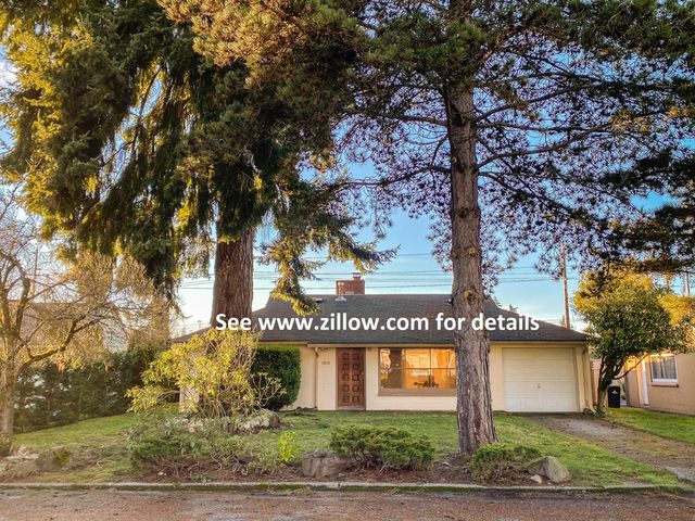 16113 Midvale Ave N, Seattle, WA 98133