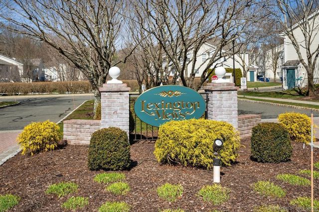 1803 Eaton Ct #1803, Danbury, CT 06811