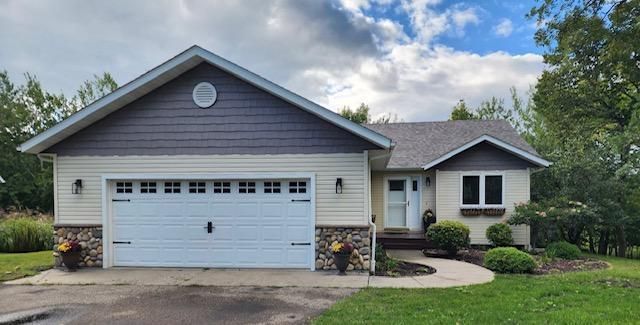 1278 Bayridge Dr, Detroit Lakes, MN 56501