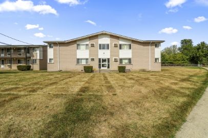 610 Harrison Blvd #43, Lincoln Park, MI 48146
