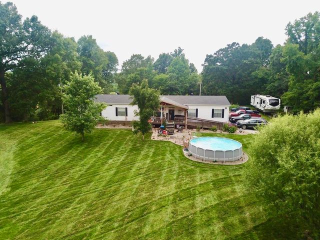 3286 Truman Young Rd, Hawesville, KY 42348