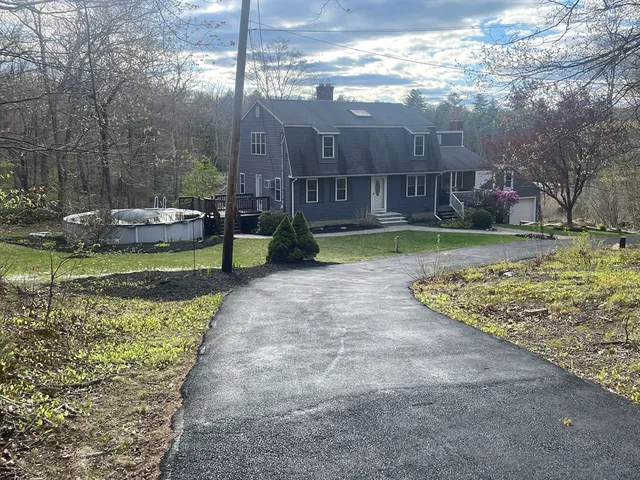 65 Old Spencer Rd, Charlton, MA 01507