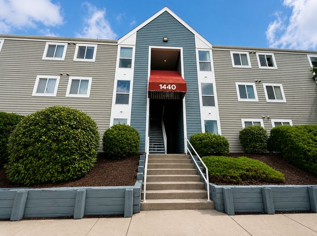1440 Seneca Dr #G, Blacksburg, VA 24060