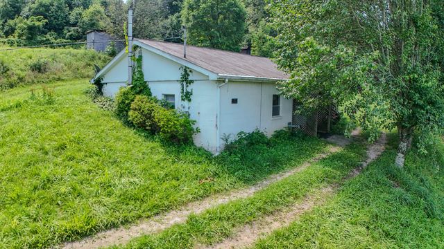 158 Robbins Ln, Mount Vernon, KY 40456