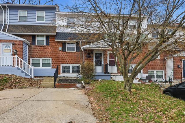 11 Oakmont Dr, New Castle, DE 19720