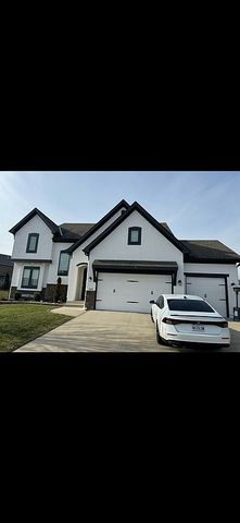 505 Lasley Branch Ct, Raymore, MO 64083