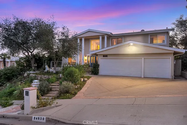 24630 Kittridge St, West Hills, CA 91307