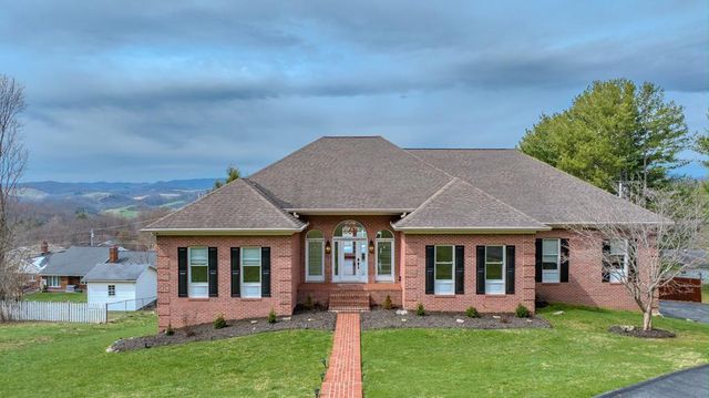 197 Florence Cir, Tazewell, VA 24651