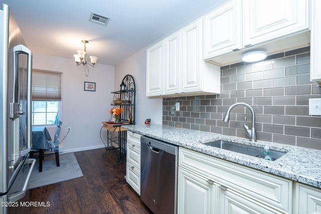 828D Balmoral Court, Lakewood, NJ 08701